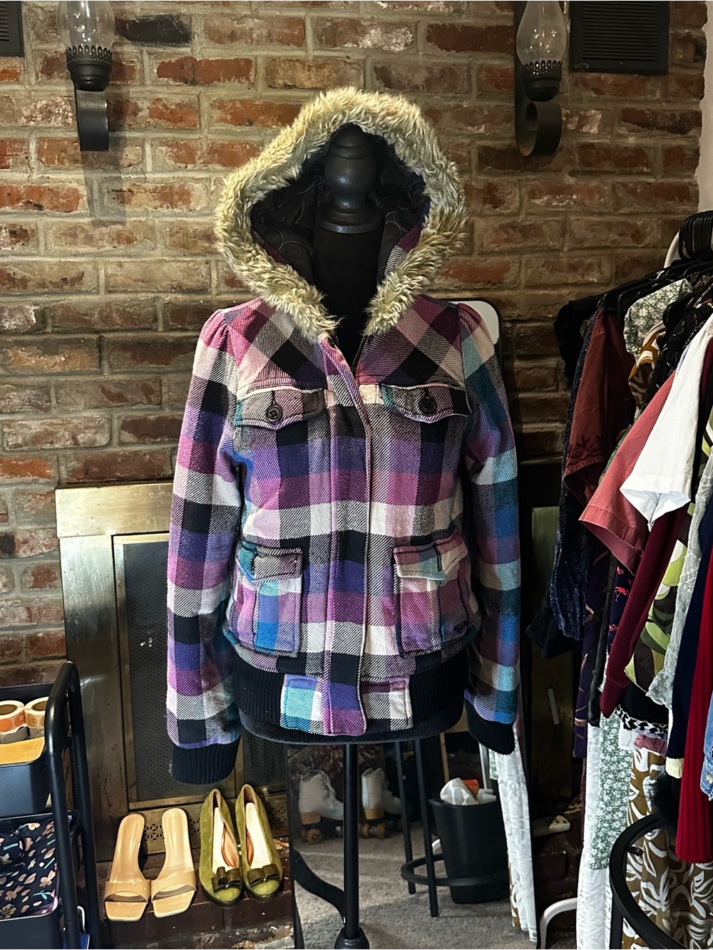 Vintage Y2K Roxy Plaid Bomber Jacket w/ Faux Fur Trimmed Hood in Size Medium